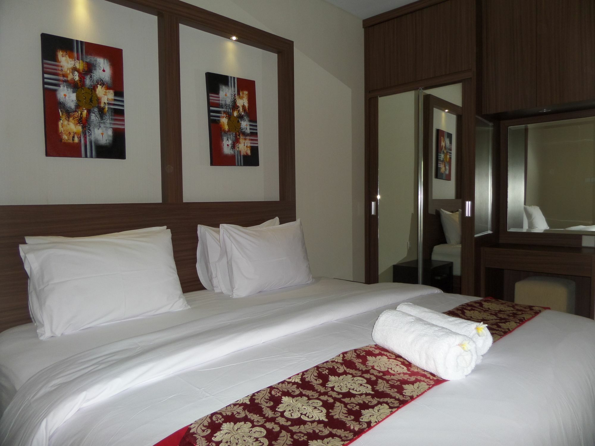 Royal Majesty Villas Kuta Lombok Extérieur photo
